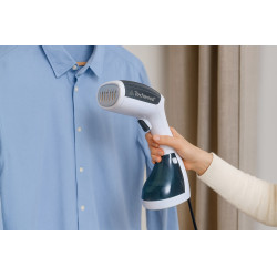 Vertical steamer